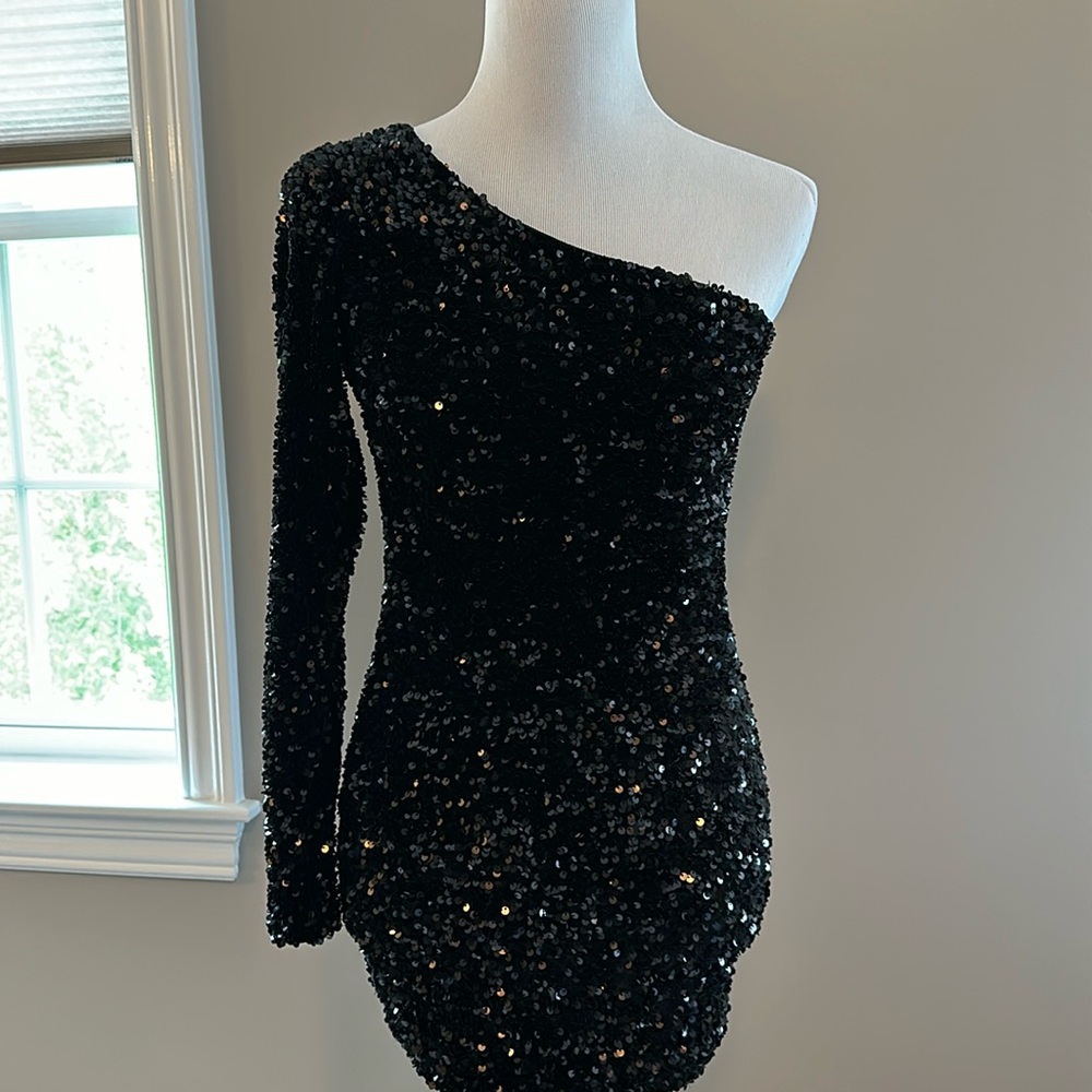 Black all over sequin mini dress